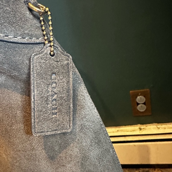 Coach Brooklyn 28 hobo shoulder bag NWOT - Picture 3 of 10